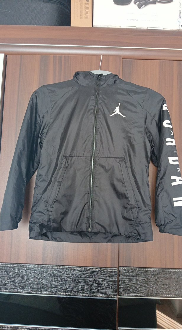 Jordan Siyah Fermuarlı Erkek Yağmurluk çocuk için - Görsel 2