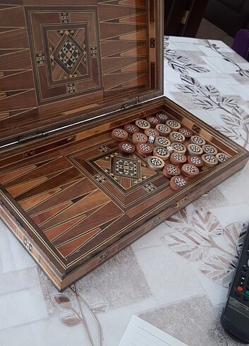 Beden Renk Helena wood art sedef el işi ceviz tavla