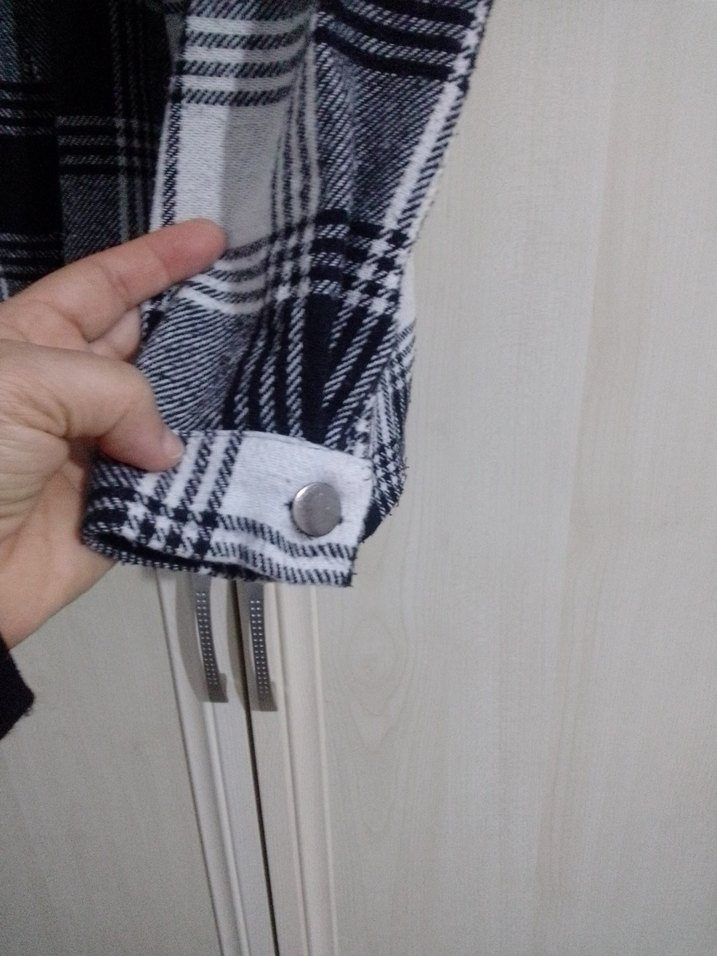 Gri Ekose Pamuklu Uzun Kollu Kadın Gömlek - Görsel 4