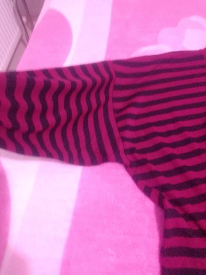 Pembe Çizgili Boğazlı  Triko Kazak - Görsel 3