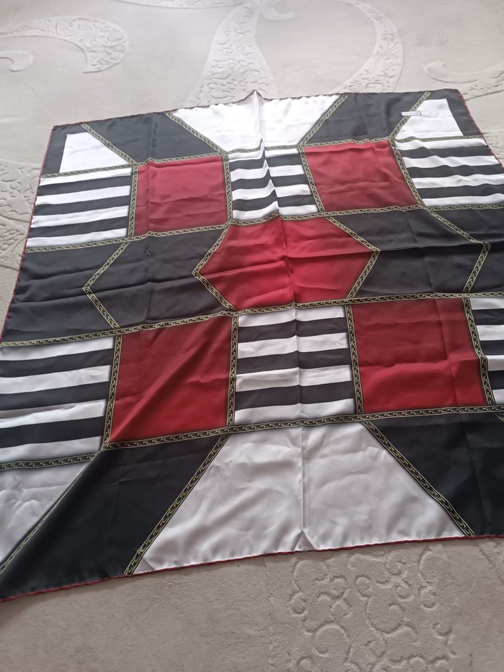 Vakko eşarp - Görsel 2