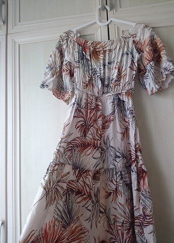 Çiçekli elbise - Görsel 7