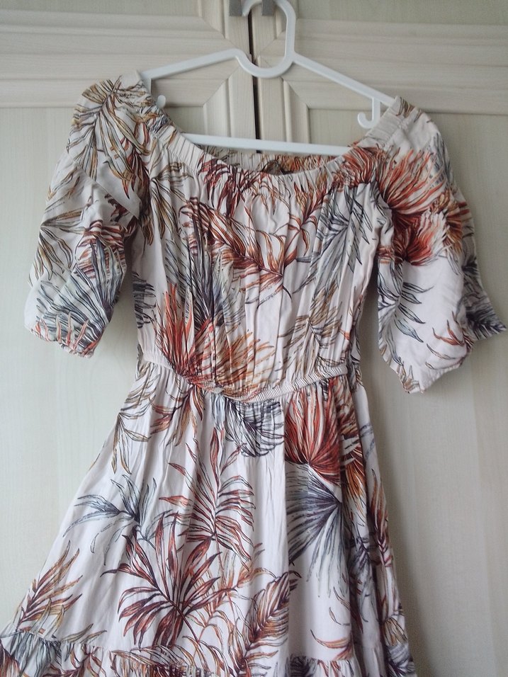 Çiçekli elbise - Görsel 2