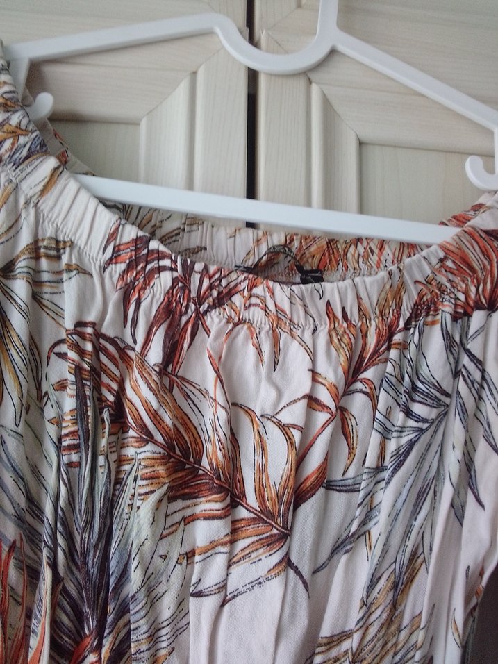 Çiçekli elbise - Görsel 4