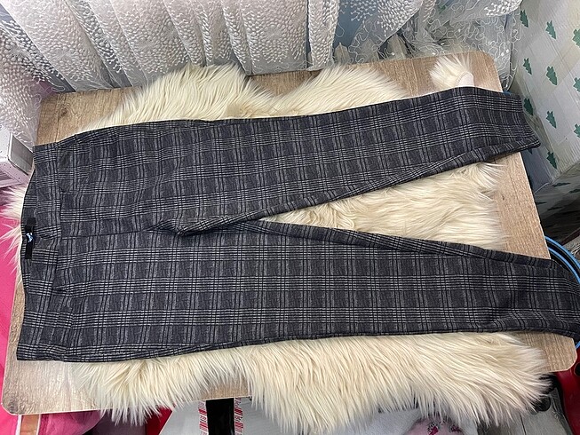 Çizgili Gri Tayt Pantolon - Görsel 3