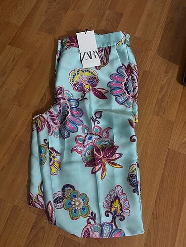 Zara saten pantolon