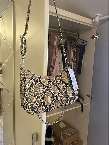 Etiketli çanta - Görsel 3