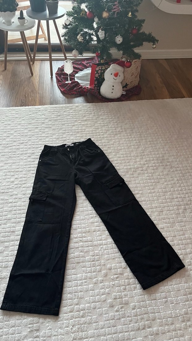 Kadın bershka Siyah kargo pantolon - Görsel 5