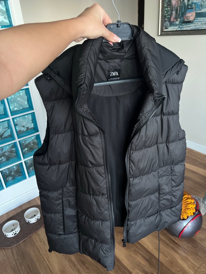 Zara Kadın Gri Fermuarlı Yumuşak Kumaşlı Şişme Yelek - Görsel 5