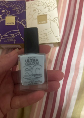 Avon #AvonFARaway+FarAWAYrebel+oje