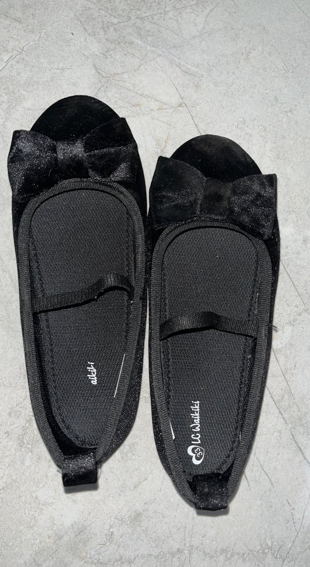 LCW Kız Çocuk Siyah Lastikli Babet Ayakkabı - Görsel 2