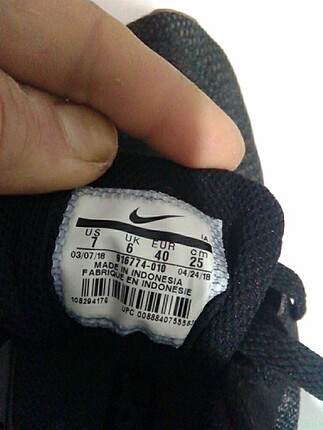 40 Beden siyah Renk Nike spor ayakkabi