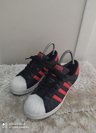 40 Beden Adidas superstar 40.5 ayakkabı