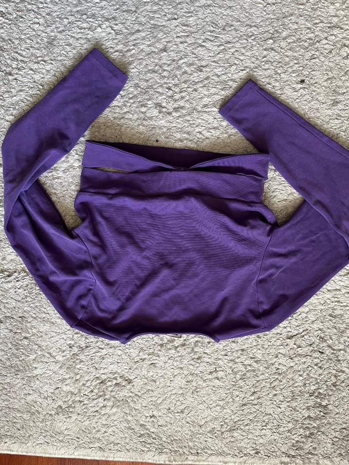 mor dekolteli bluz - Görsel 3