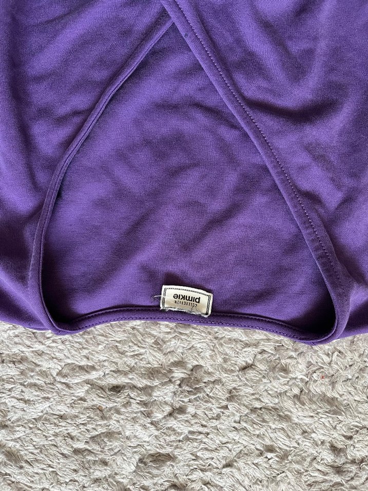 mor dekolteli bluz - Görsel 4