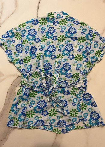 Çiçek Desenli Kısa Kollu V Yaka Kadın bluz - Görsel 4