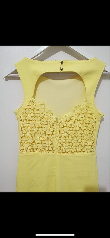 m Beden sarı Renk Trendyol sırtı çiçek detaylı kalem elbise