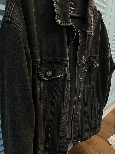 m Beden BERSHKA DENİM BOYFRİEND CEKET