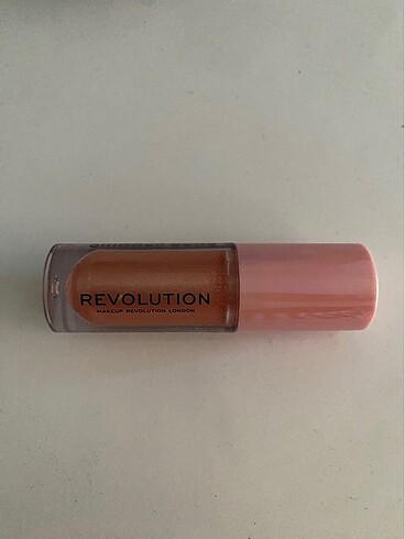 revolution gloss