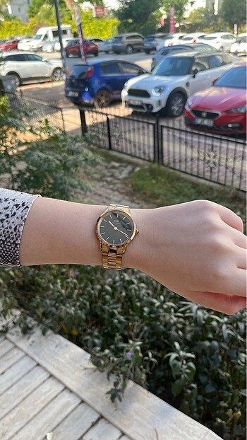 Daniel Wellington saat