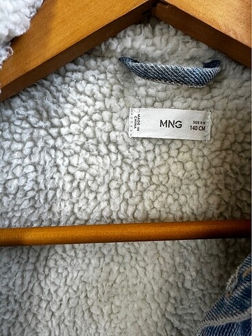 Çocuk kürklü kot ceket - Görsel 4