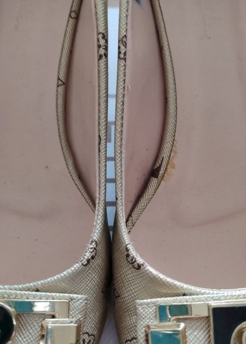 Altın Renkli Tokalı Klasik Dolgu ayakkabı - Görsel 3