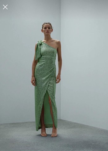 Yeşil Drapeli Uzun Elbise - Görsel 3