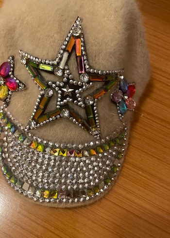 Pul İşlemeli Yıldız Detaylı Kadın Yün Şapka - Görsel 2