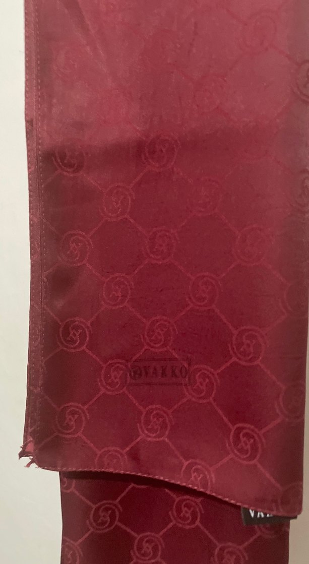 Bordo Kadın İpek Görünümlü Şal - Görsel 3