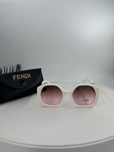 Fendi Gözlük