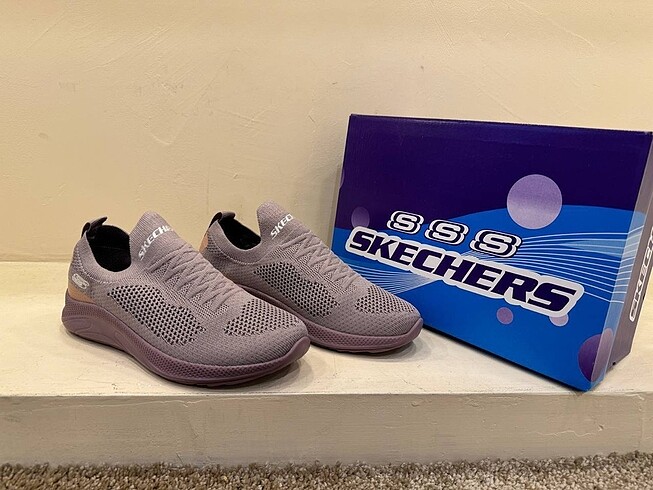 Skechers