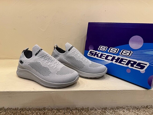 Skechers