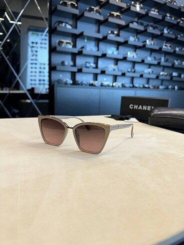 Chanel gözlük