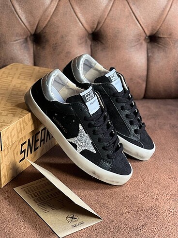 Golden goose