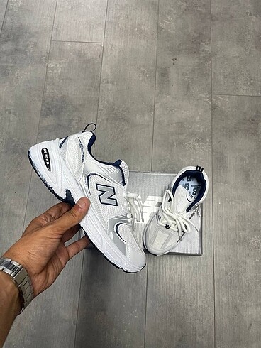 New balance 530
