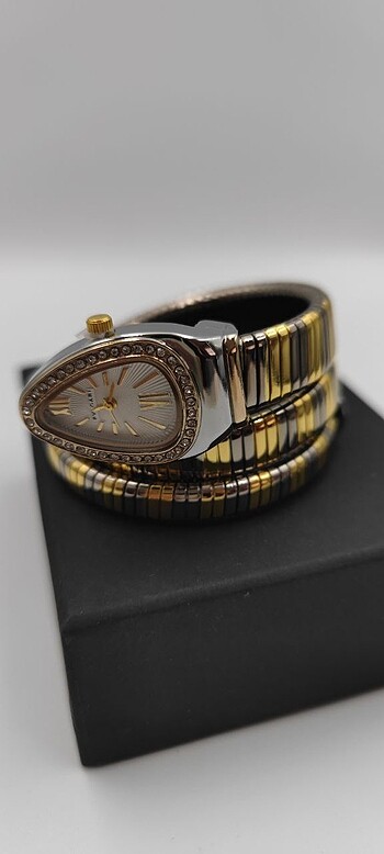 Beden çeşitli Renk BVLGARİ BAYAN YILAN MODEL SAAT