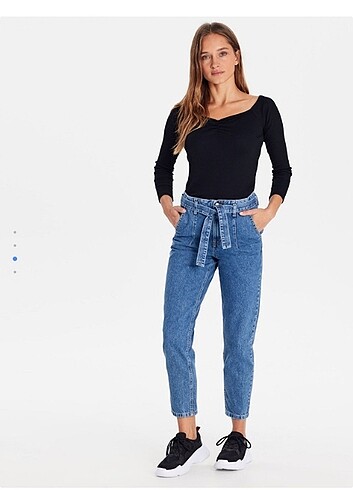 LC Waikiki Mom jean