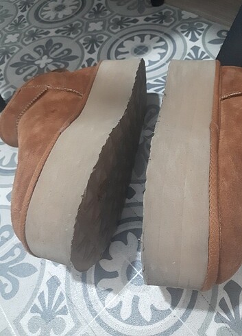 36 Beden Ugg taz