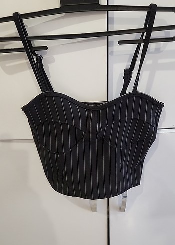 Dik Çizgili Siyah crop