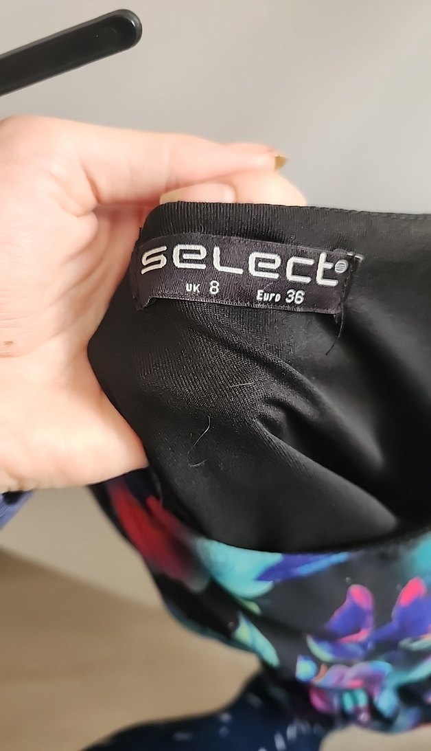 Çiçek Desenli Midi Askılı Elbise - Görsel 2