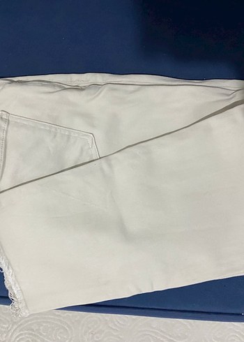 Kadın Beyaz Midi Pantolon Fermuarlı - Görsel 4