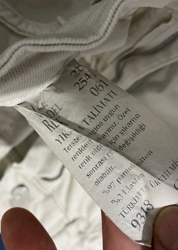 Kadın Beyaz Midi Pantolon Fermuarlı - Görsel 5