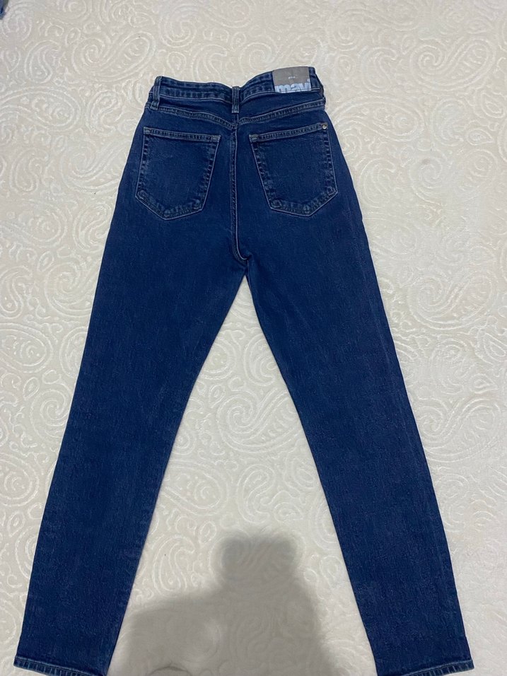 Kadın Lacivert Normal Kesim Jean - Görsel 4