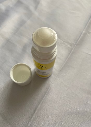 RS Beyazlatıcı Kadın Roll-On Deodorant - Görsel 2