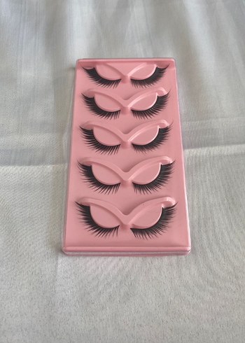 Yeni kedi gözü kirpik - Görsel 2