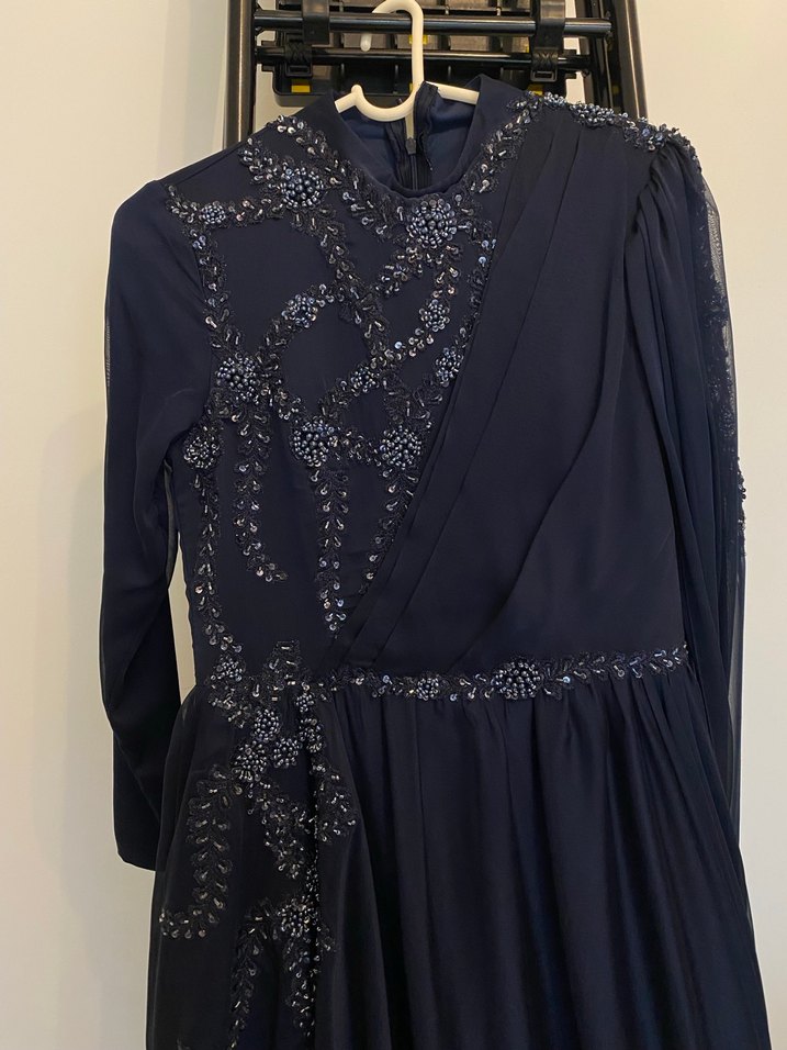 Lacivert İşlemeli Uzun Kollu Abiye Elbise - Görsel 2