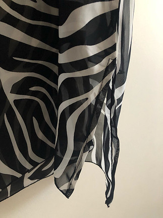 Zebra desenli plaj elbisesi