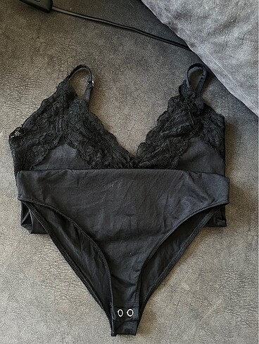Stradivarius stradivarius body