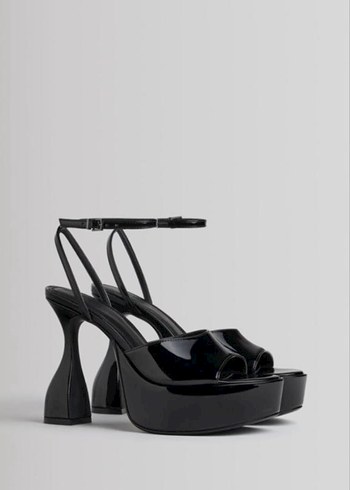 Bershka Platform Topuklu Sandalet - Görsel 2