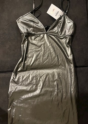 Bershka Uzun Askılı Elbise - Görsel 4